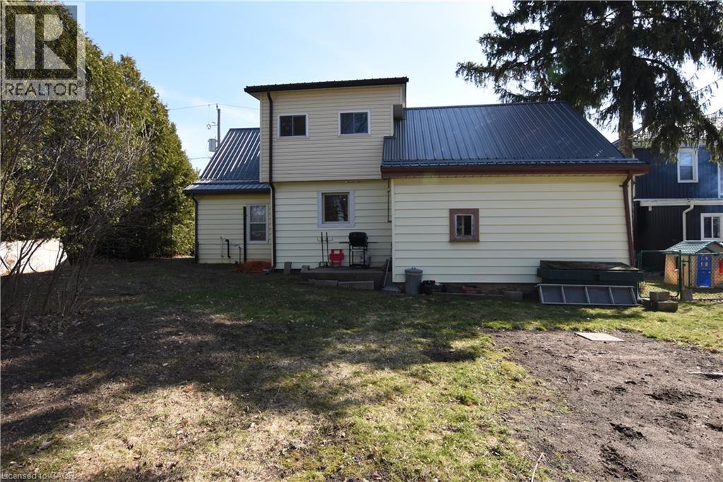 122 BRUCE Street - 24