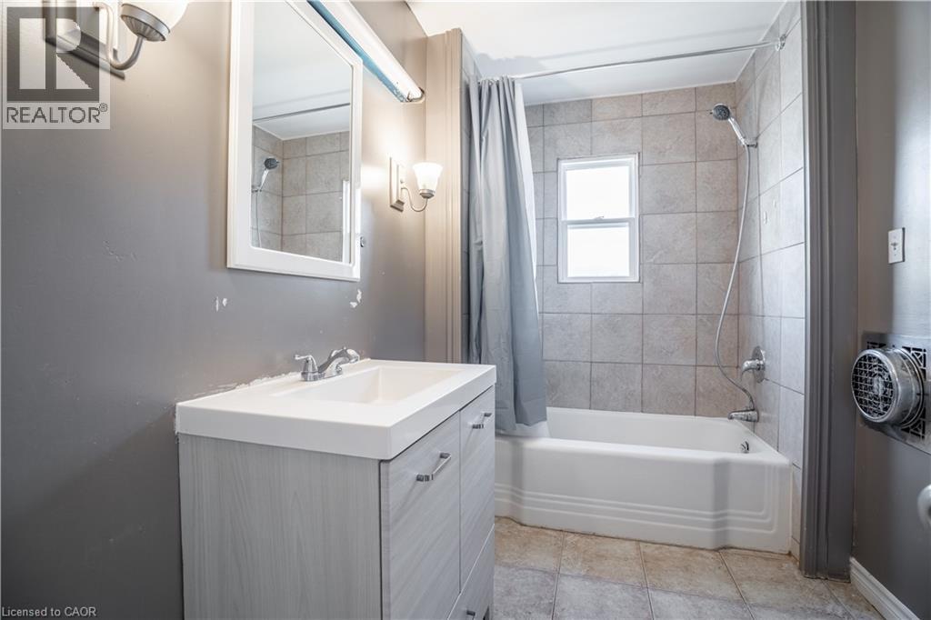 23 KING Street W, Stoney Creek, Ontario, L8G1H1 — Photo 39