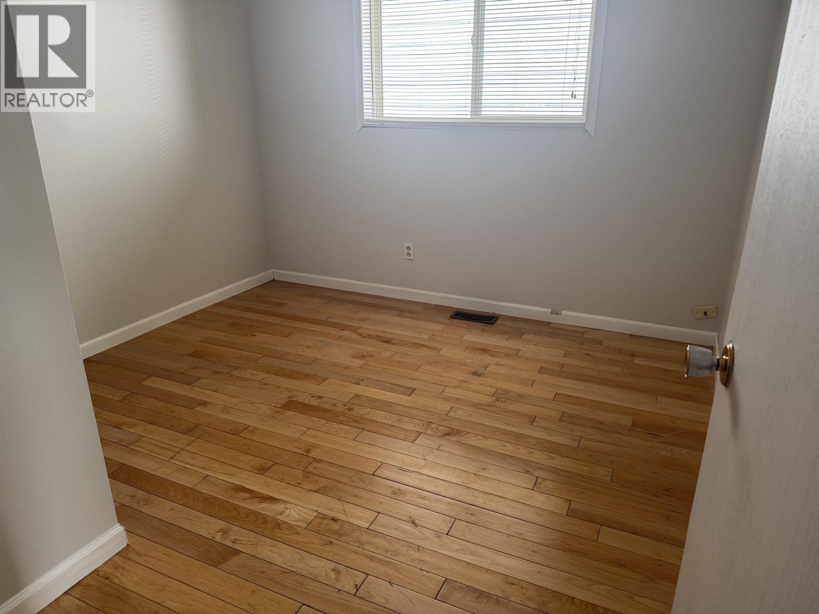 40 MCINTYRE DRIVE - 10