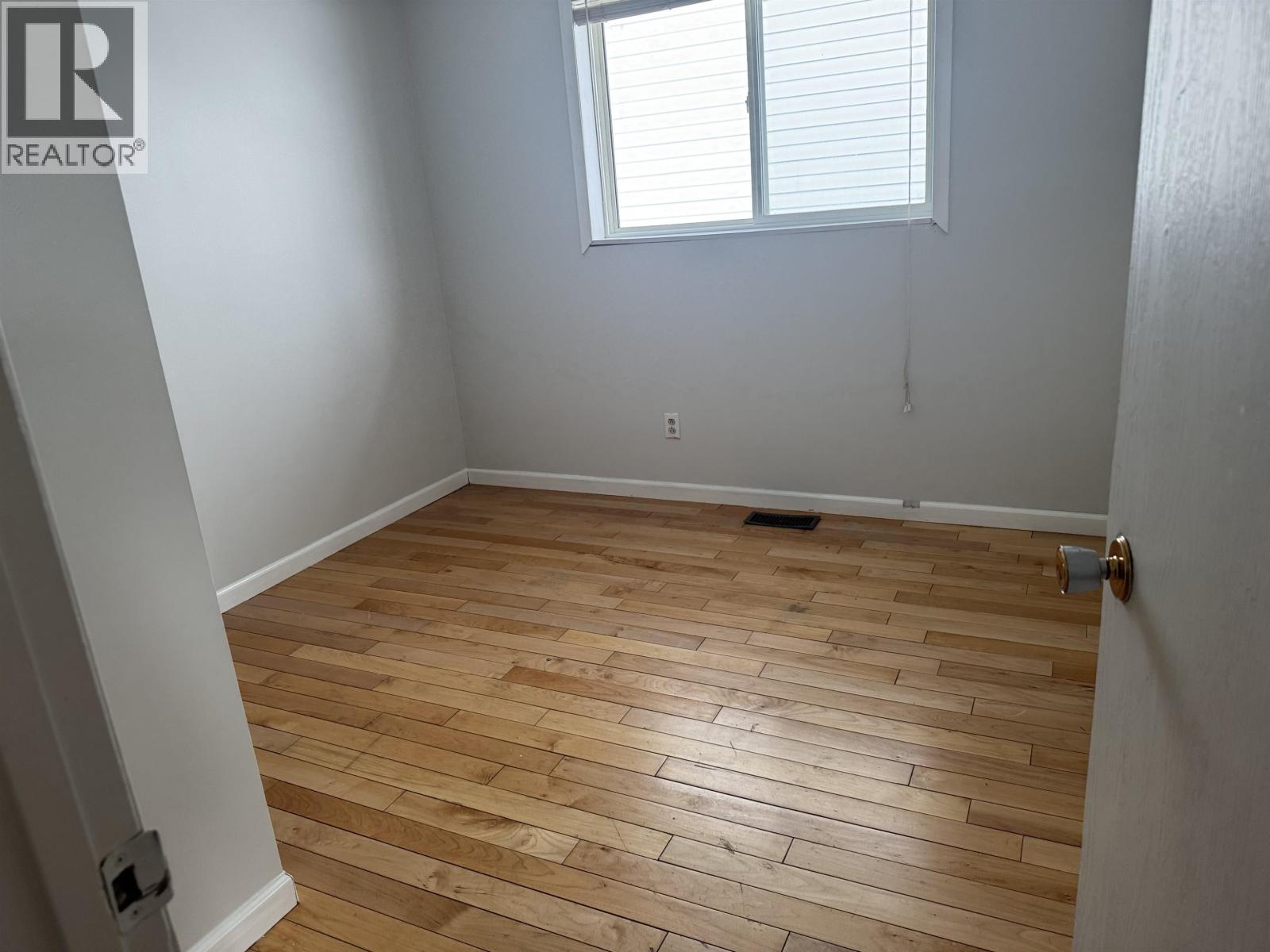 40 MCINTYRE DRIVE - 11