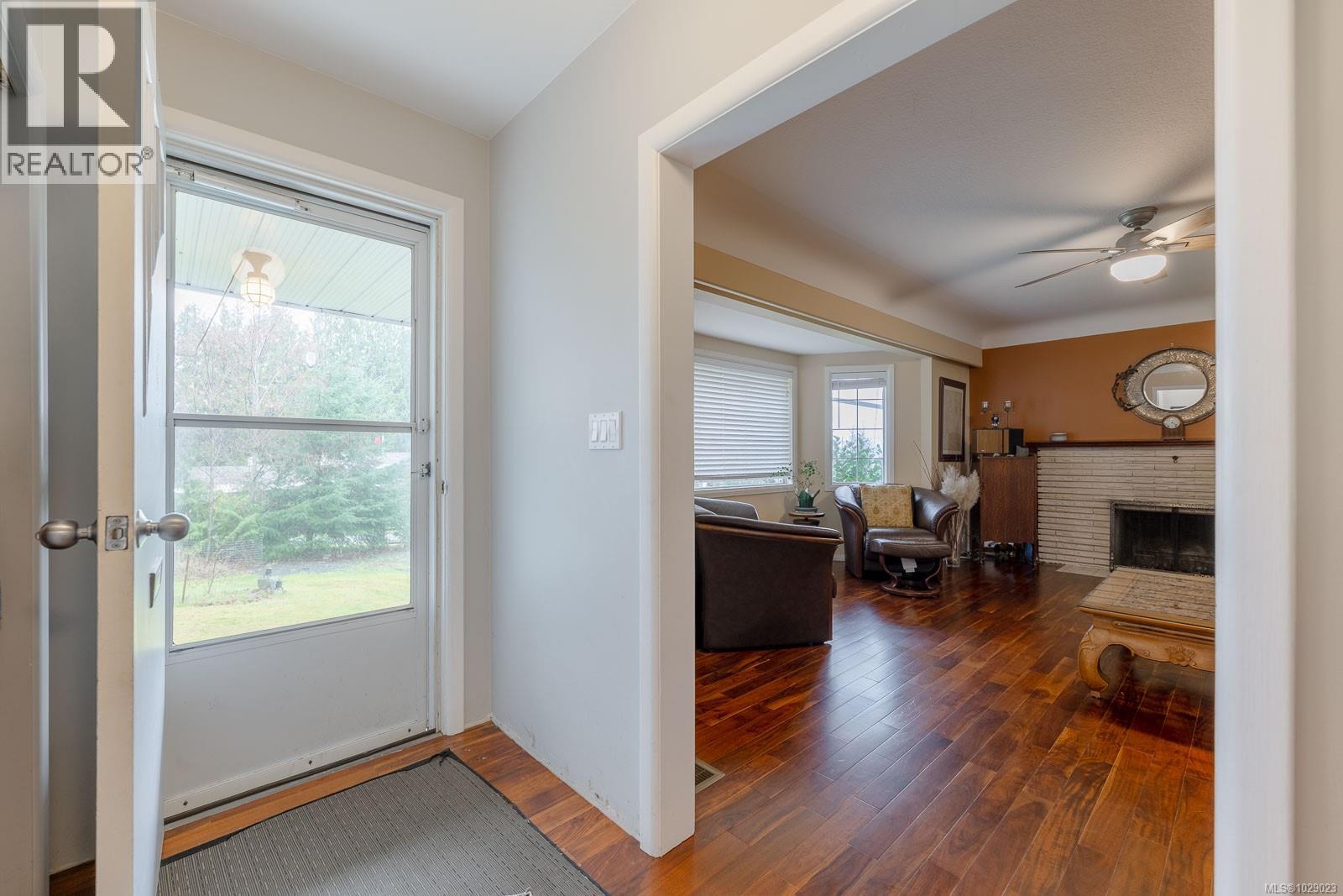 4284 Scott St - 13