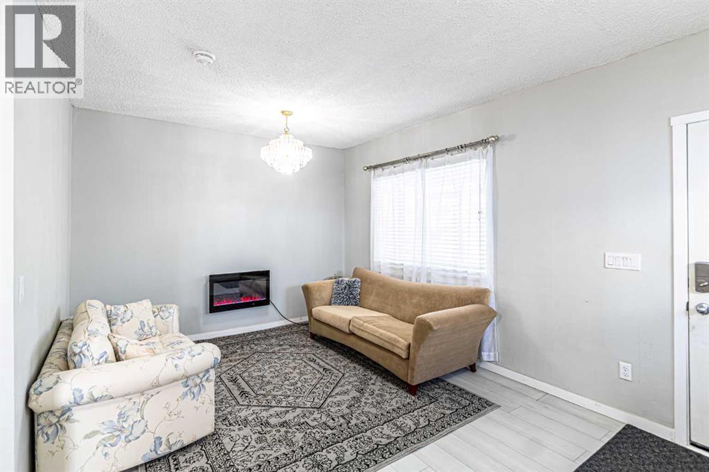 Single Family House Bungalow for Sale in   Avenue NW Sunnyside Calgary 