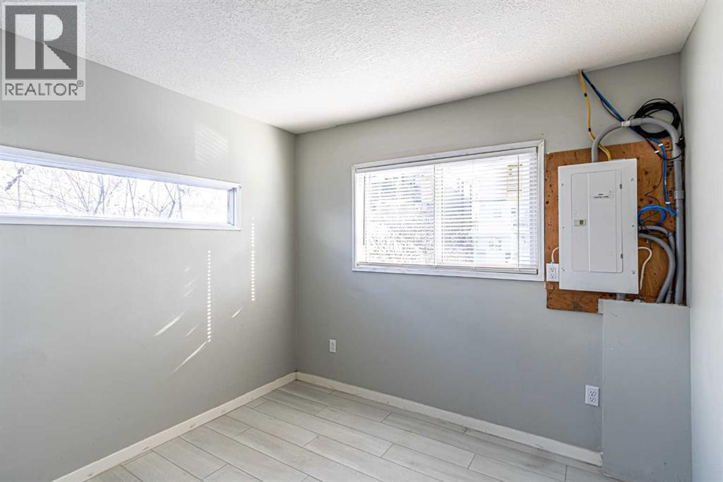 Single Family House Bungalow for Sale in   Avenue NW Sunnyside Calgary 