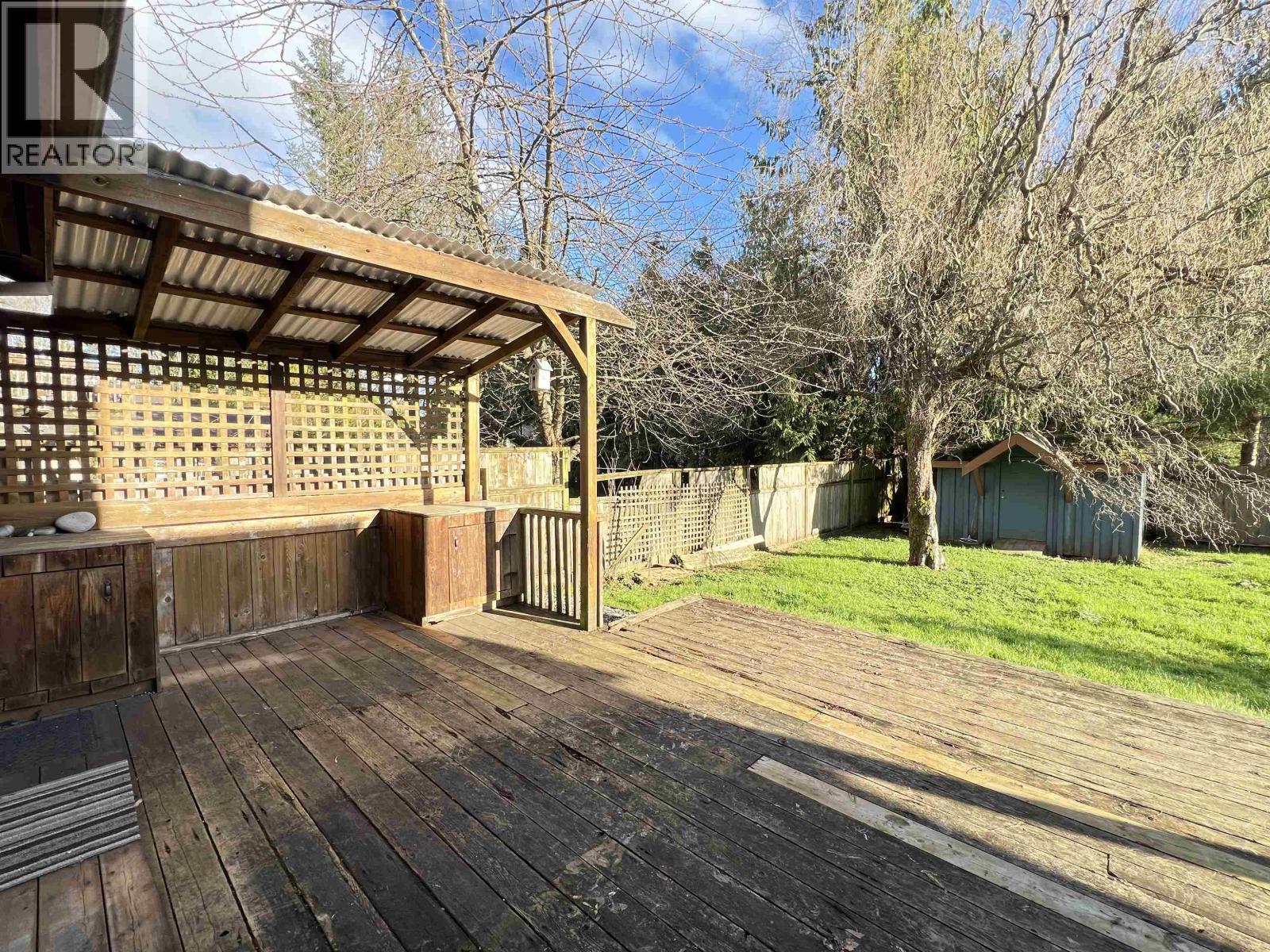 873 POPLAR LANE, Gibsons