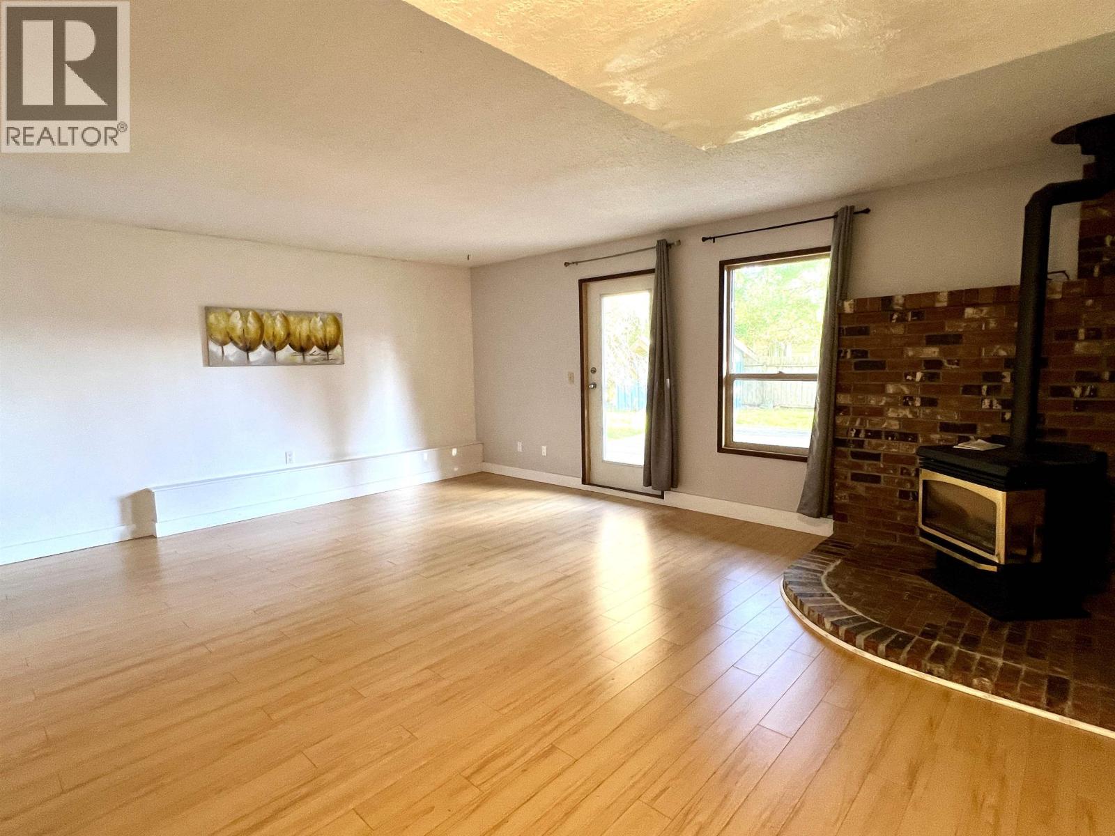 873 POPLAR LANE, Gibsons