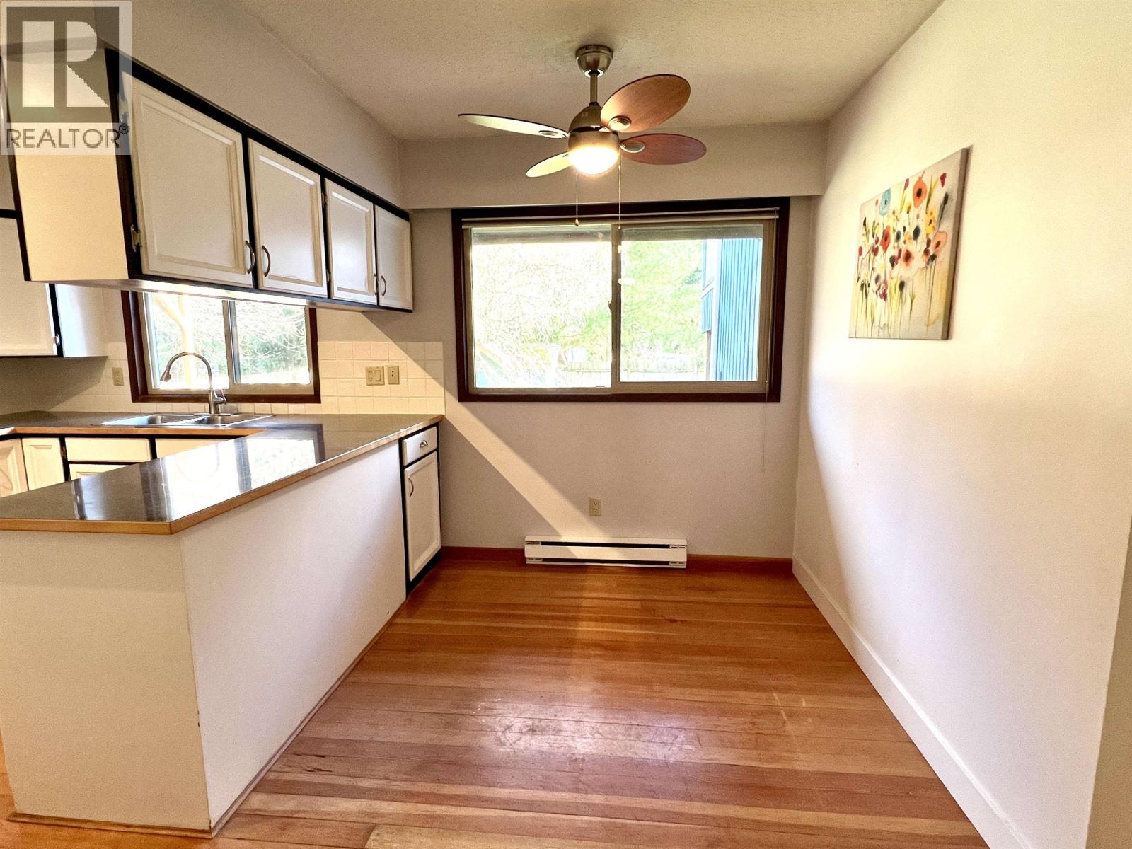 873 POPLAR LANE, Gibsons