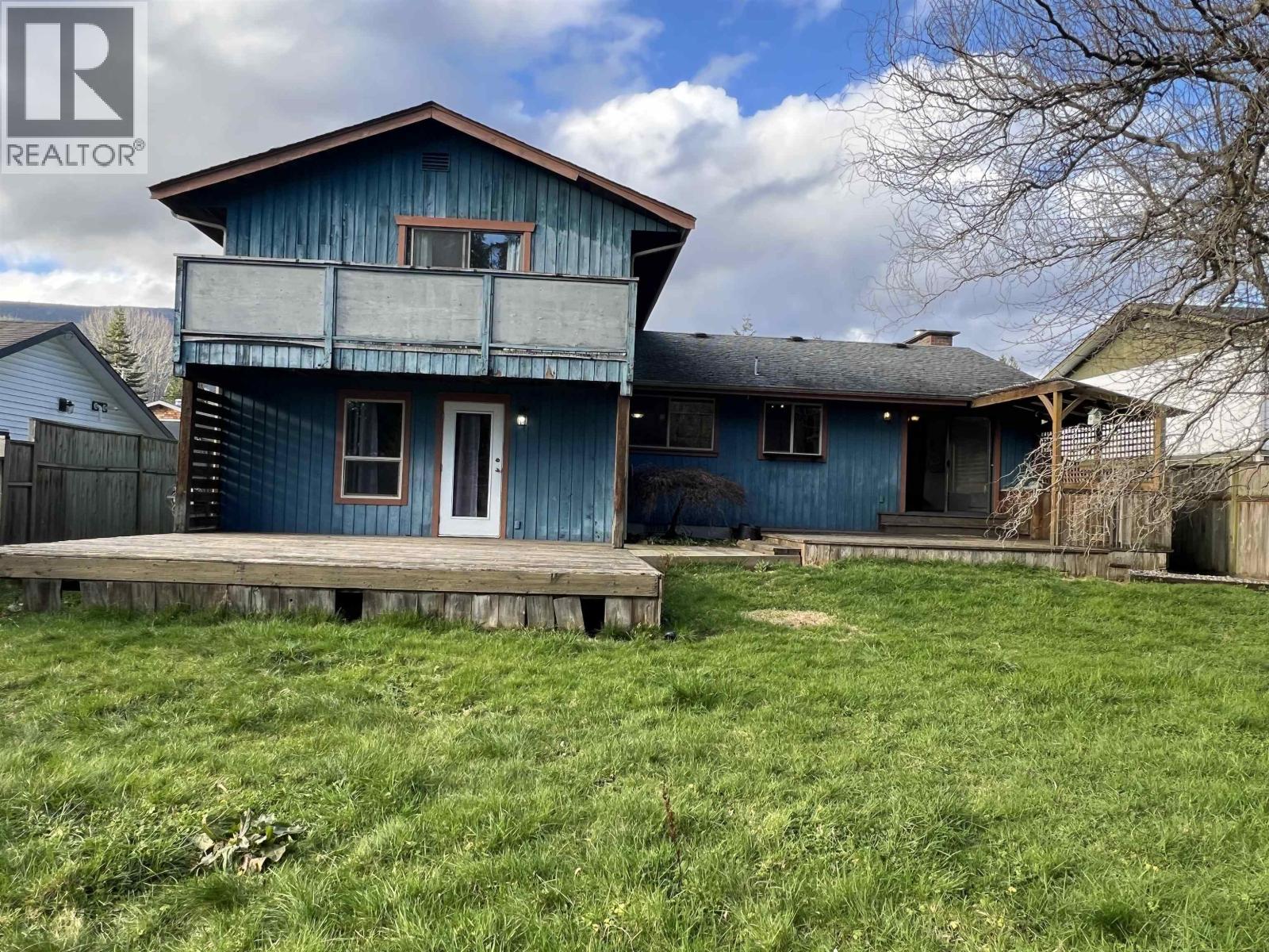 873 POPLAR LANE, Gibsons