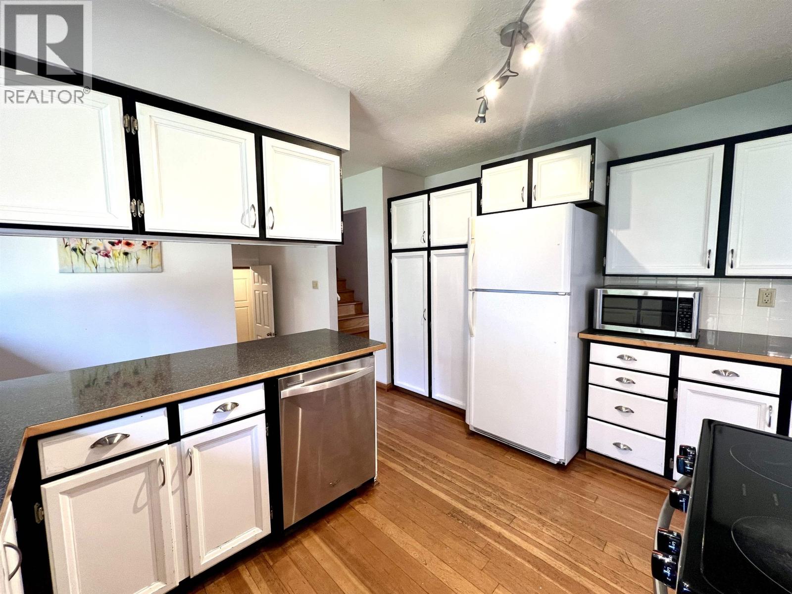 873 POPLAR LANE, Gibsons