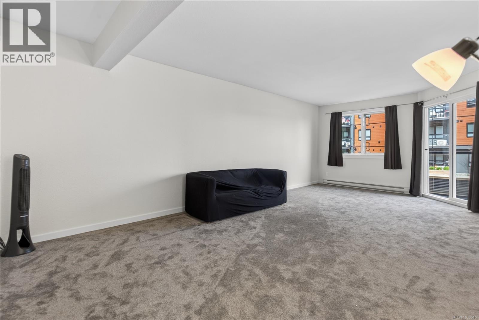 #204 872 ISLAND HWY S - 13