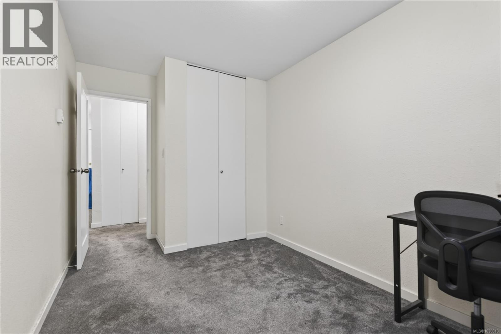 #204 872 ISLAND HWY S - 25