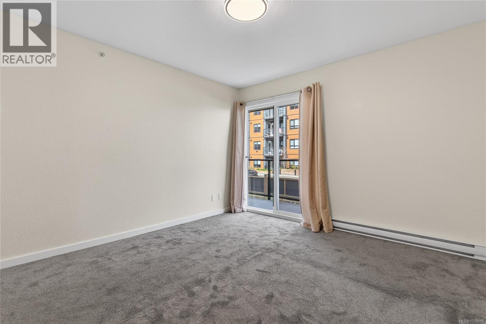 #204 872 ISLAND HWY S - 28