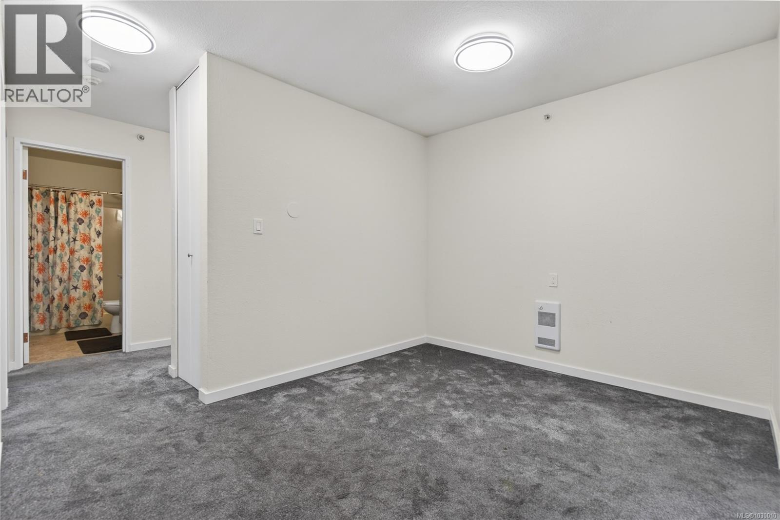 #204 872 ISLAND HWY S - 6