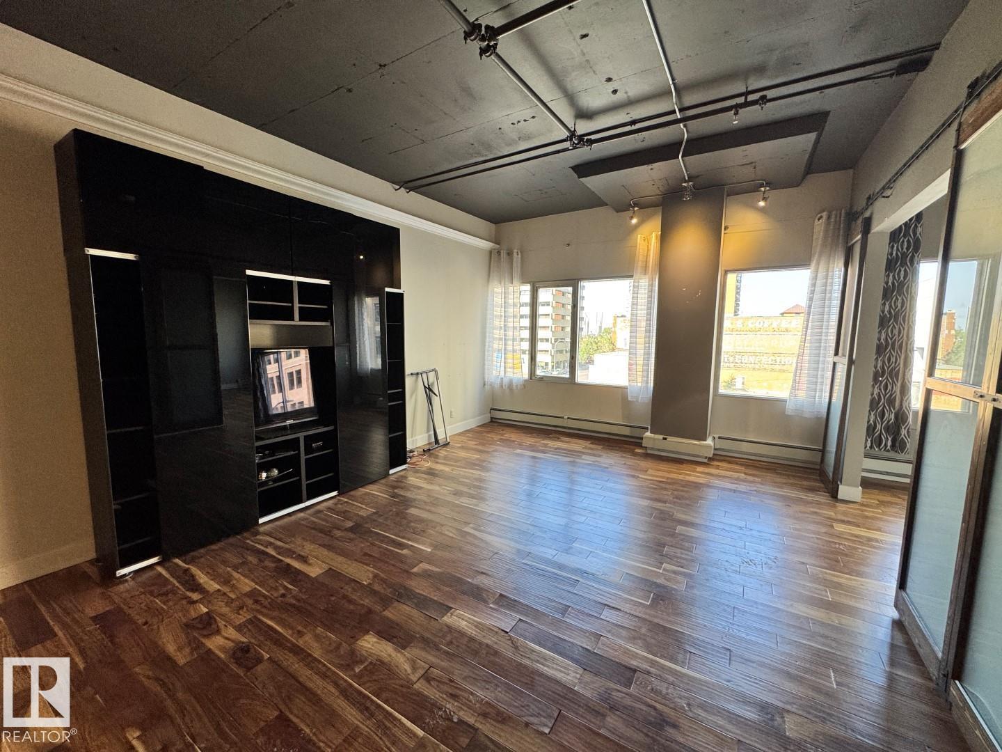 #304 10179 105 ST NW - 4