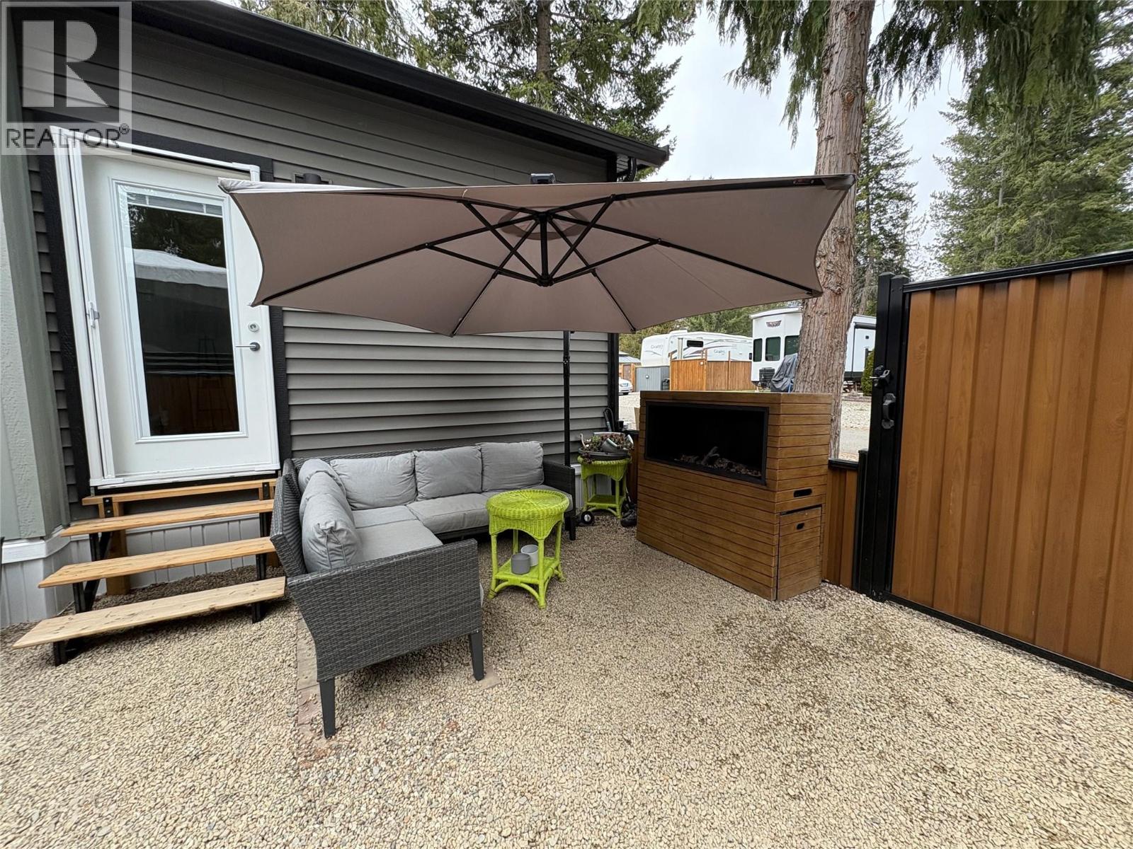 #107 3980 SQUILAX ANGLEMONT ROAD - Image 2