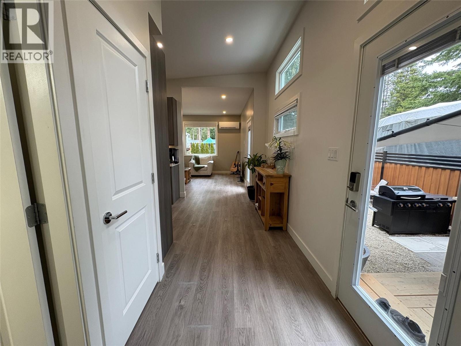 #107 3980 SQUILAX ANGLEMONT ROAD - 7