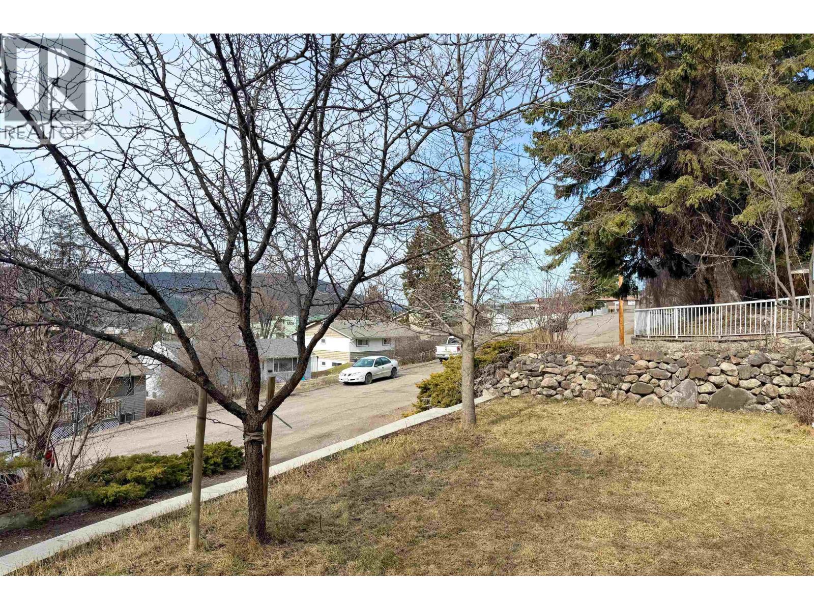 28 WINDMILL CRESCENT - 28