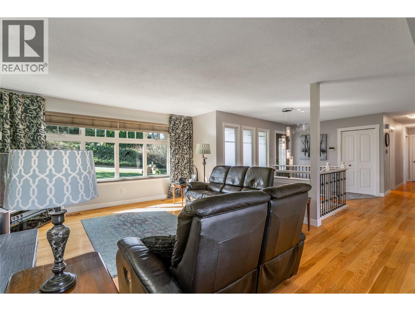 2418 Fairhall Road, Kelowna