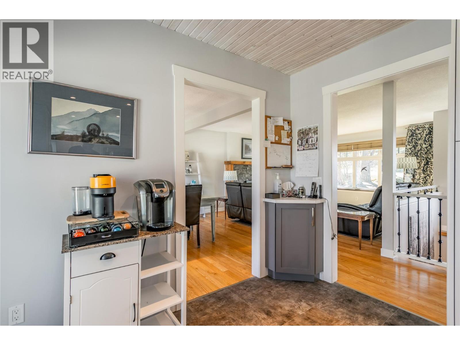 2418 Fairhall Road, Kelowna