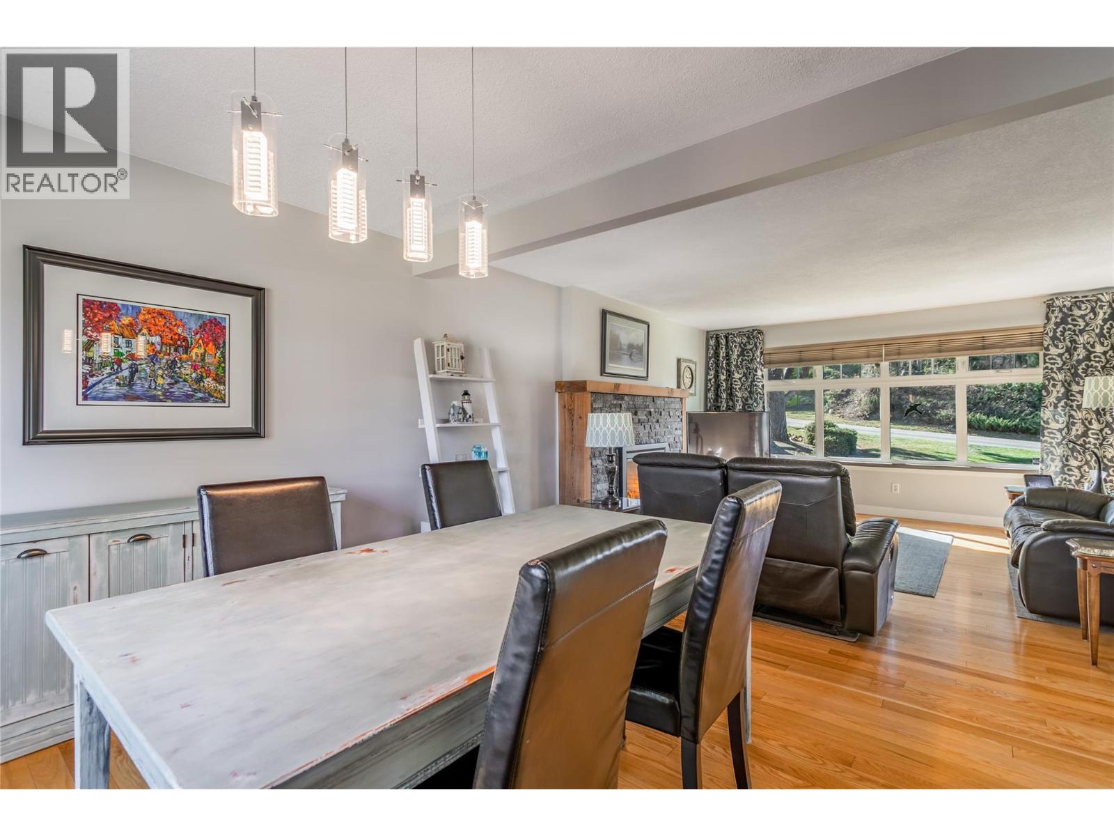 2418 Fairhall Road, Kelowna