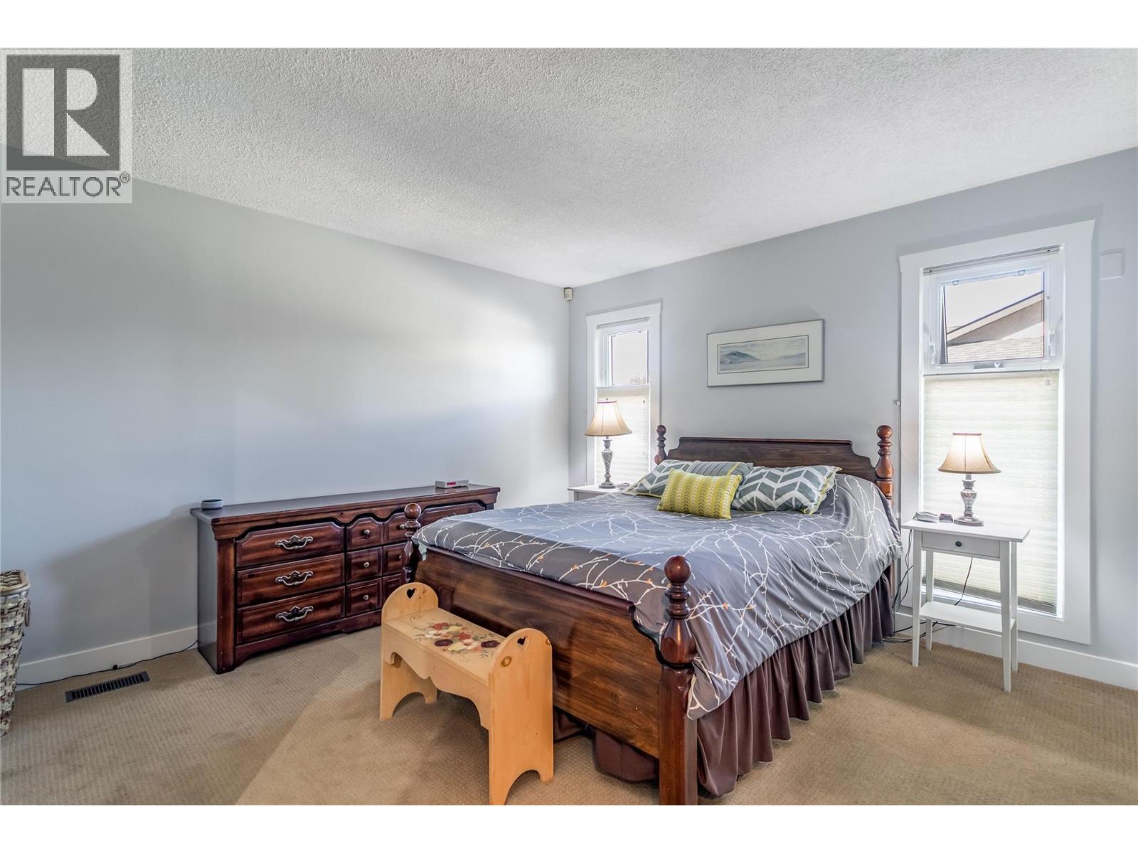 2418 Fairhall Road, Kelowna