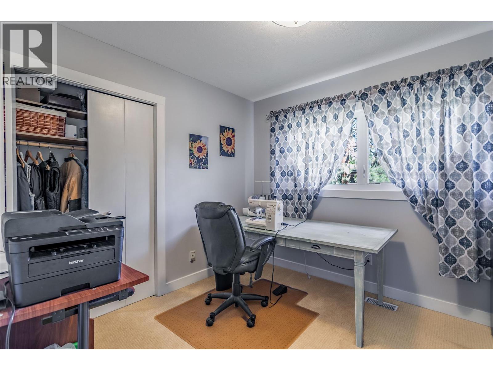 2418 Fairhall Road, Kelowna