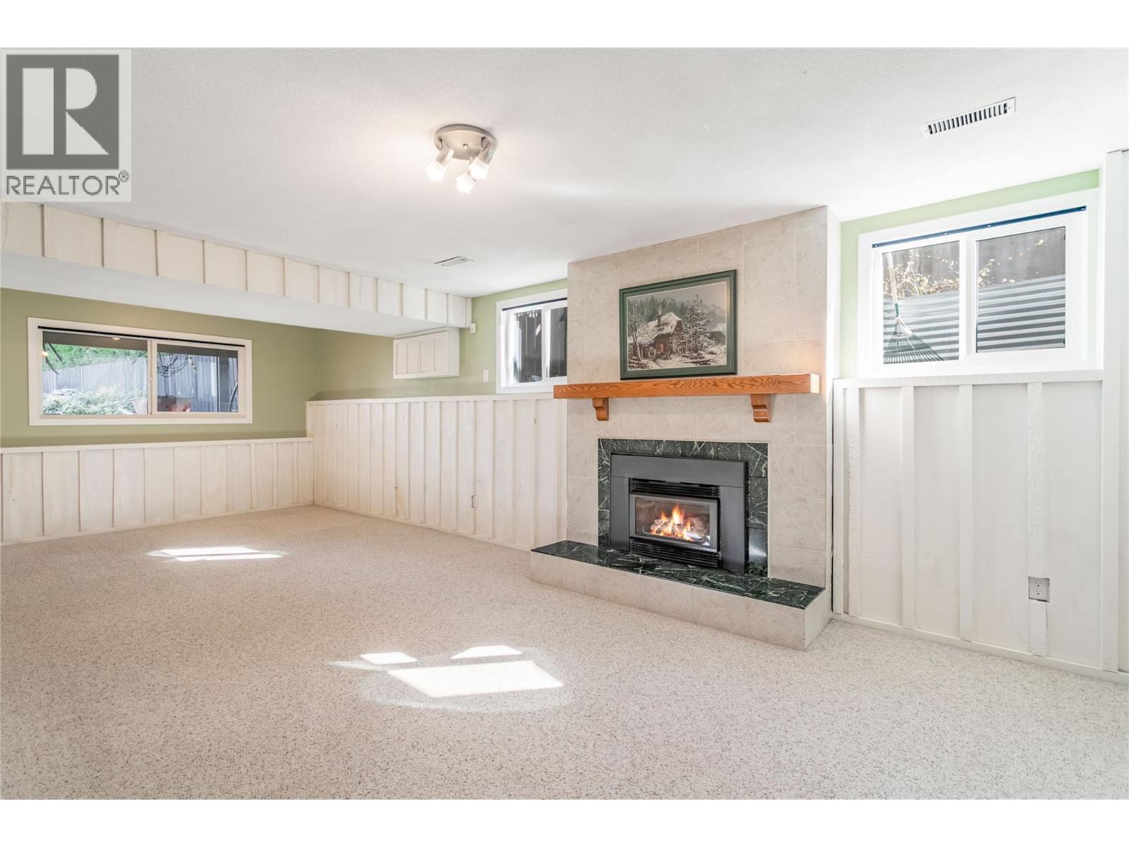 2418 Fairhall Road, Kelowna