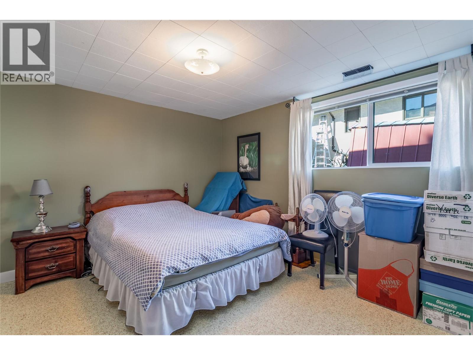 2418 Fairhall Road, Kelowna