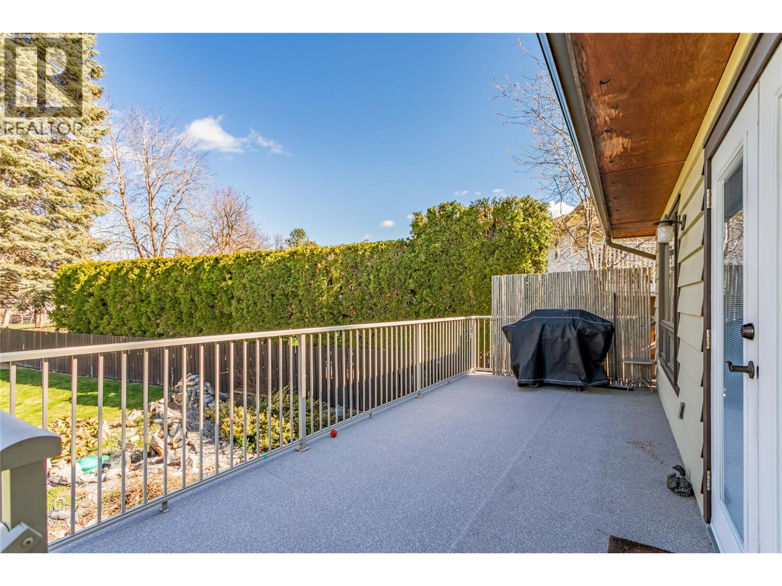 2418 Fairhall Road, Kelowna