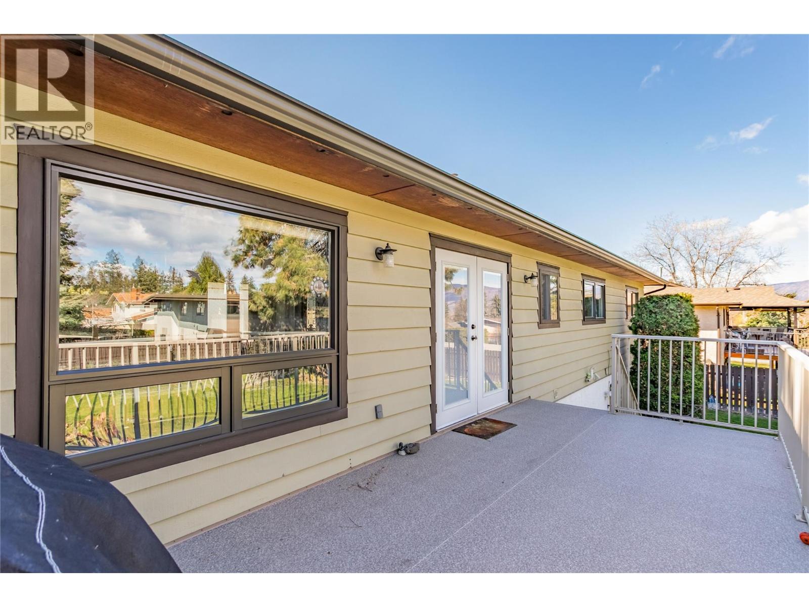 2418 Fairhall Road, Kelowna