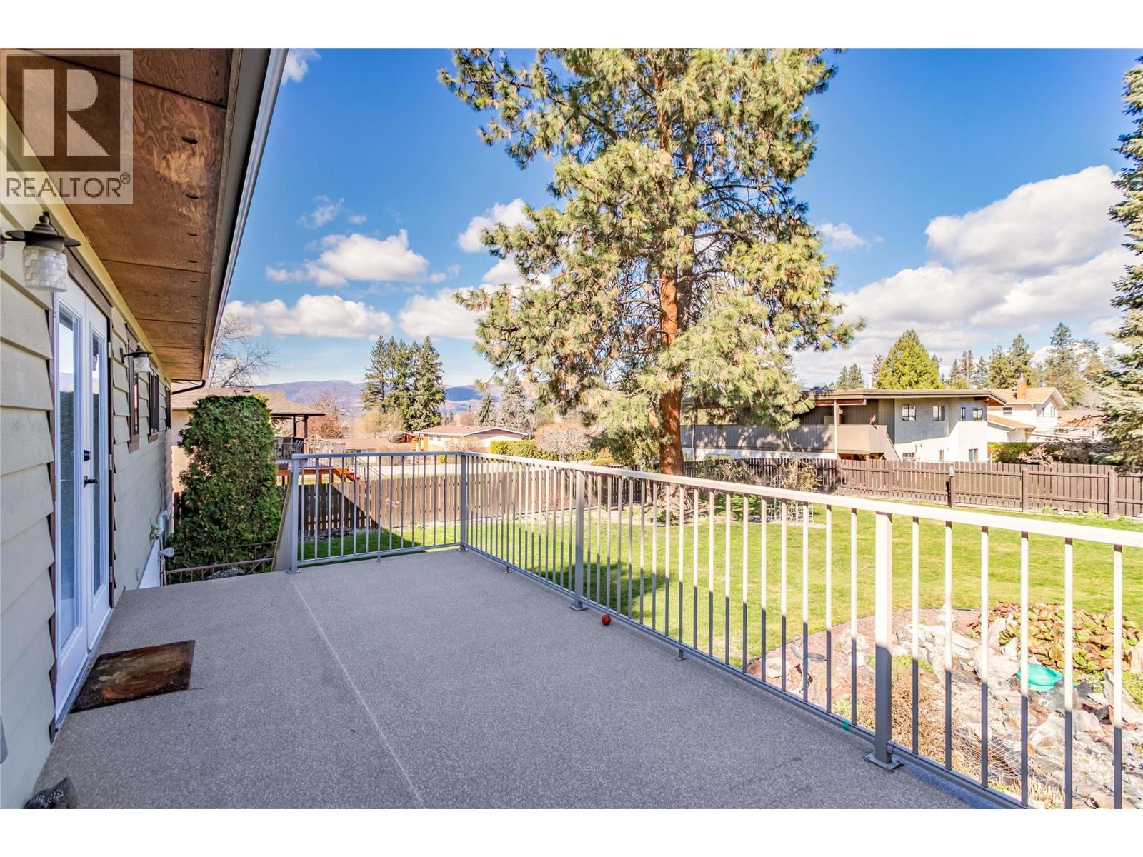 2418 Fairhall Road, Kelowna