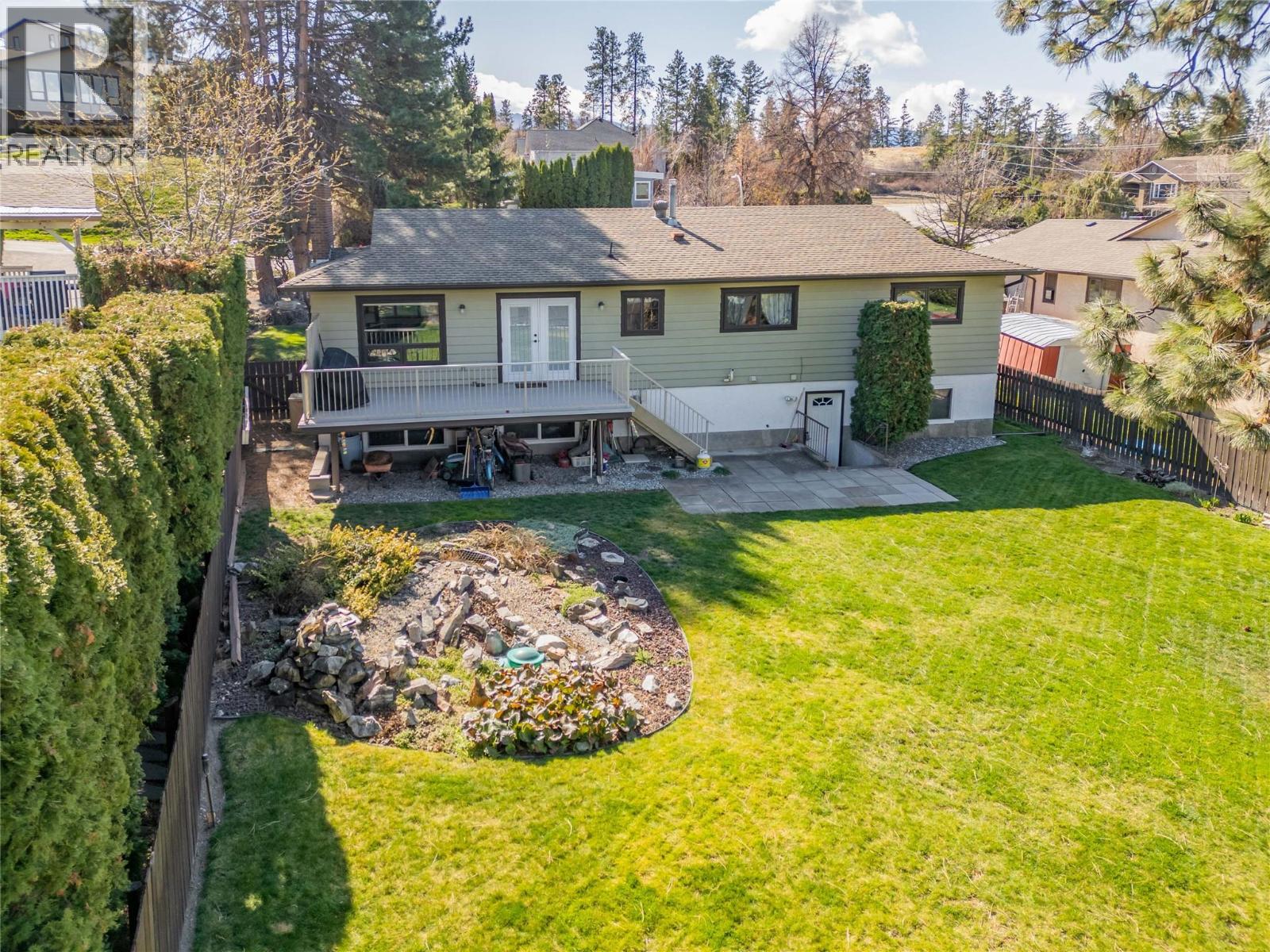 2418 Fairhall Road, Kelowna