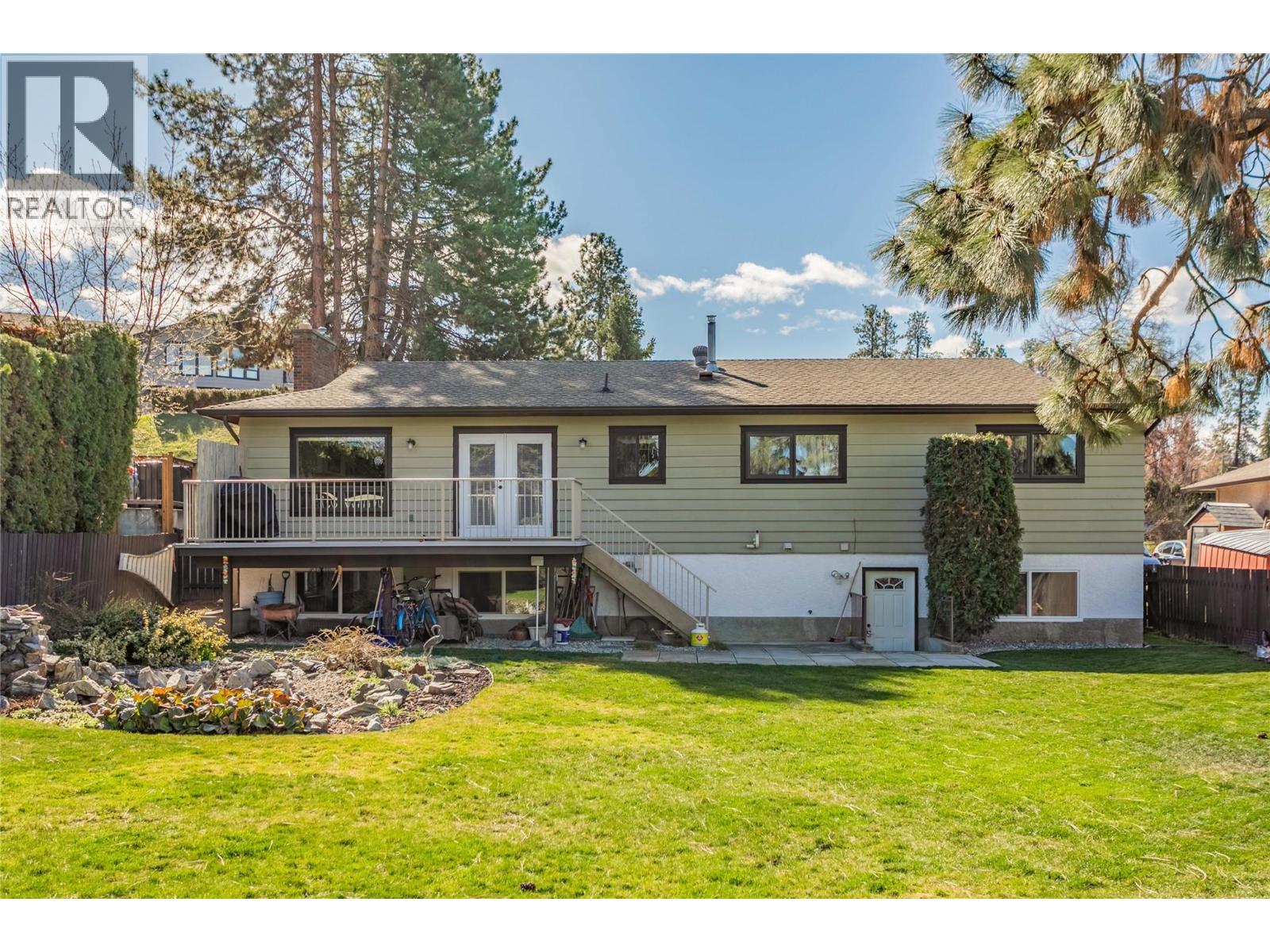 2418 Fairhall Road, Kelowna