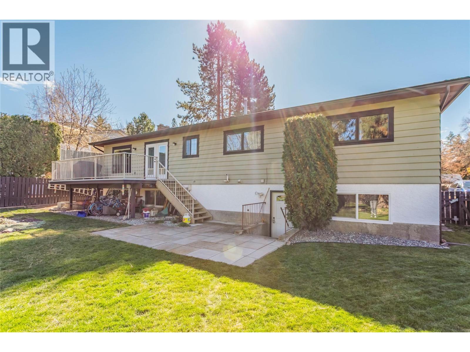 2418 Fairhall Road, Kelowna
