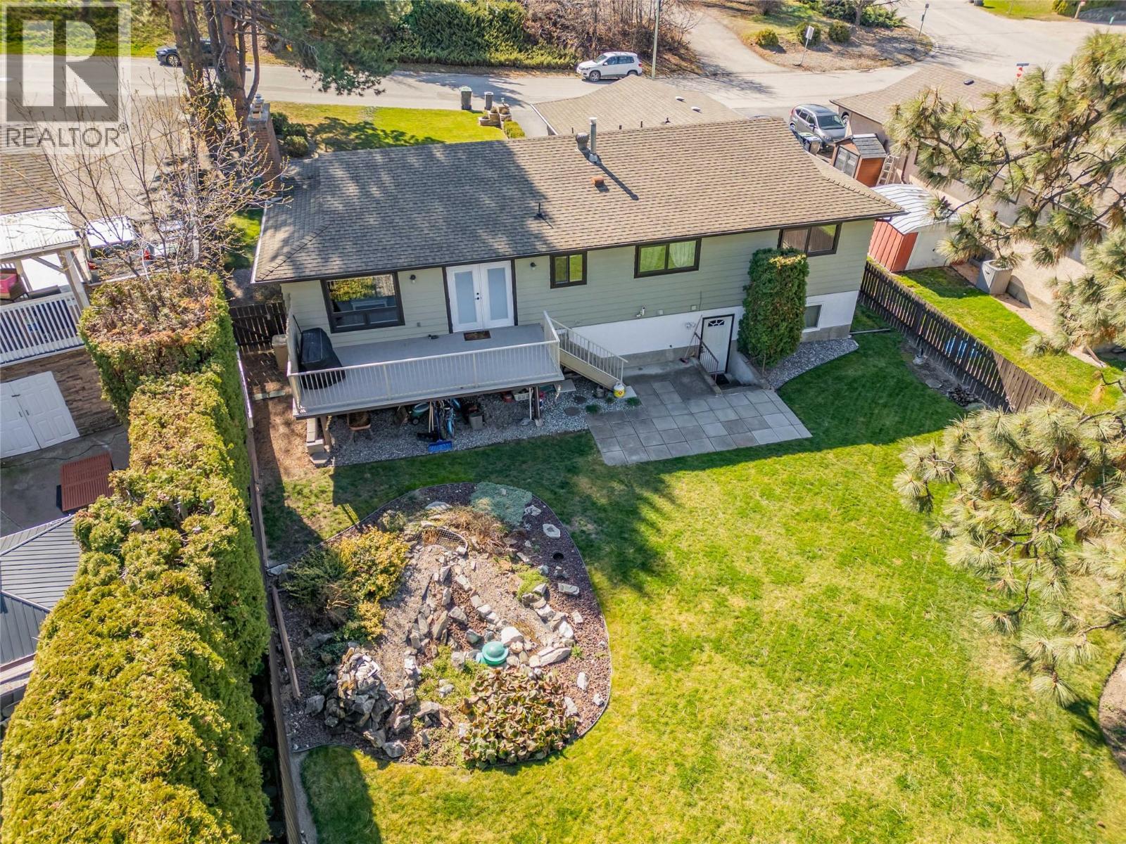 2418 Fairhall Road, Kelowna