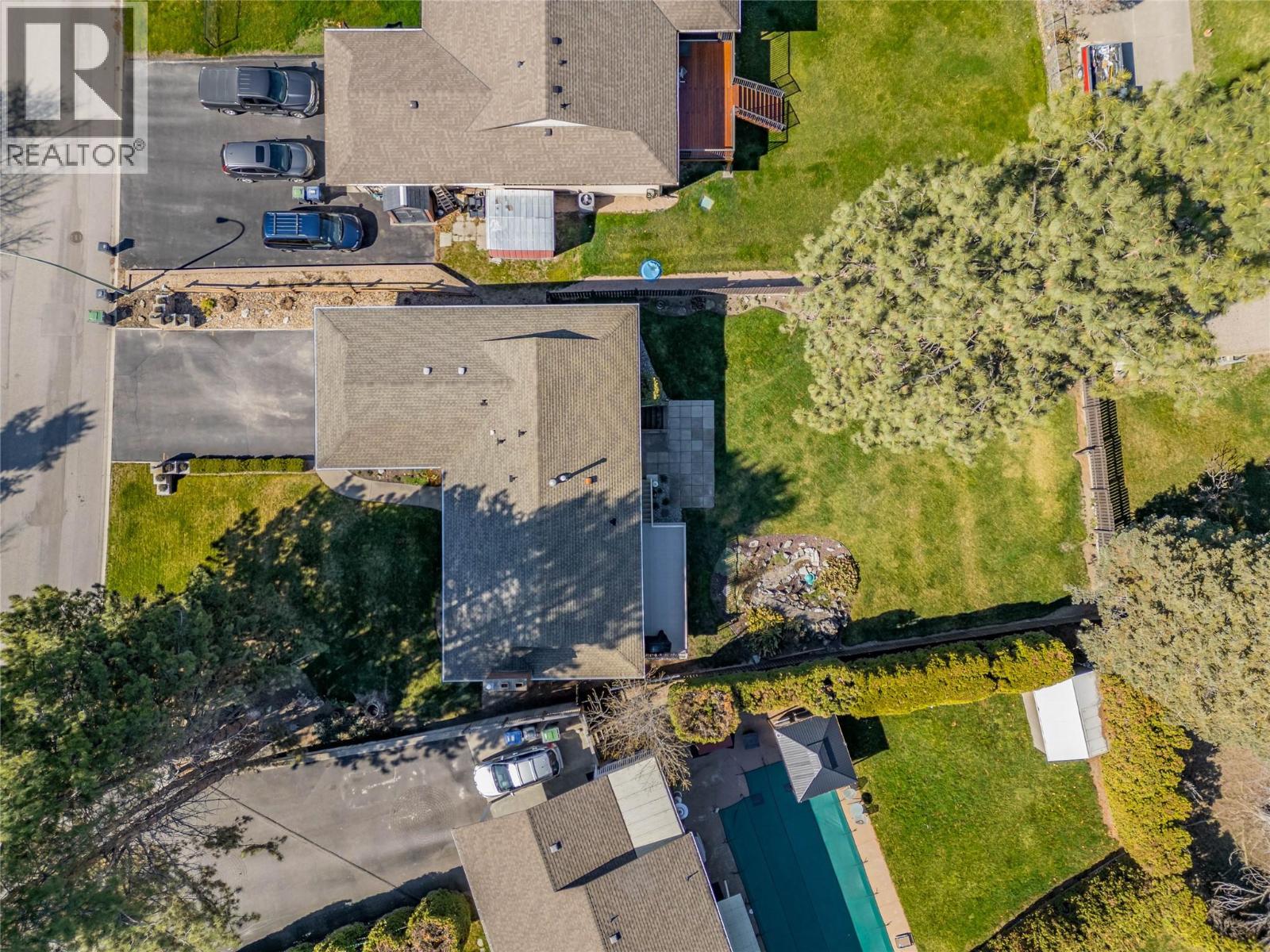 2418 Fairhall Road, Kelowna