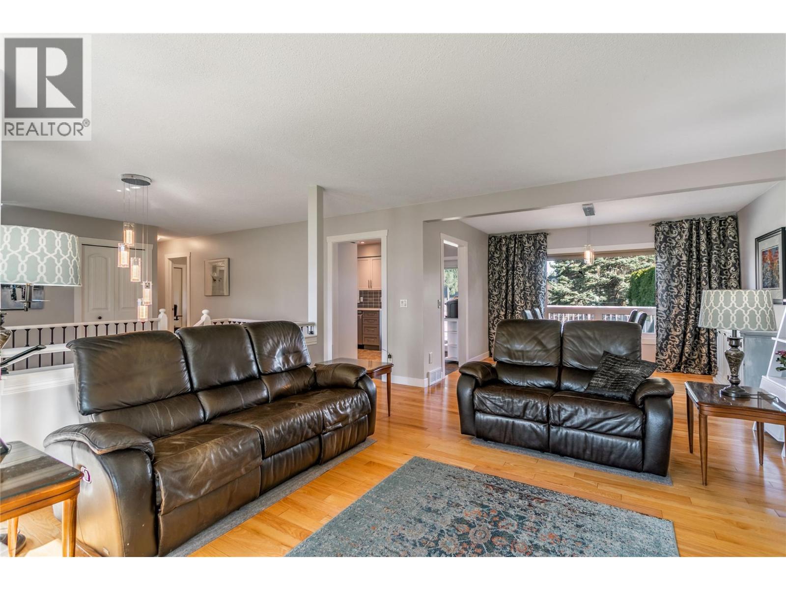 2418 Fairhall Road, Kelowna