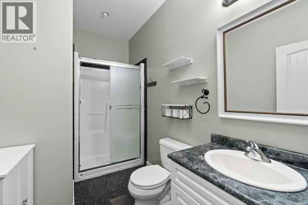 2860 15 Avenue NE, Salmon Arm