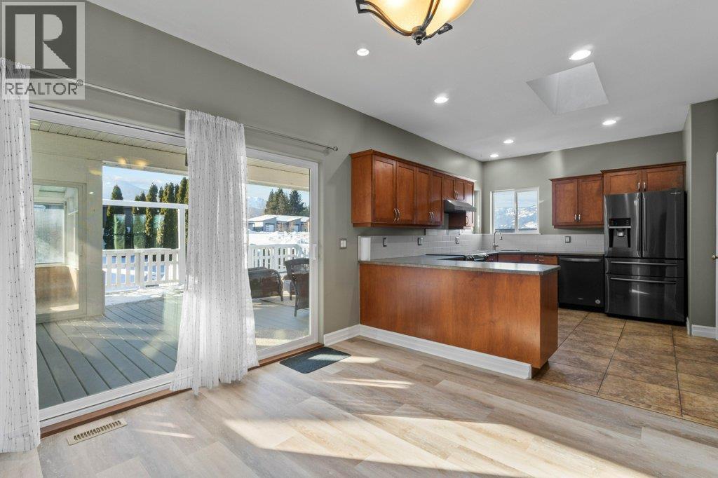 2860 15 Avenue NE, Salmon Arm