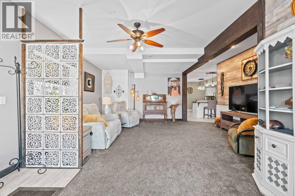 2860 15 Avenue NE, Salmon Arm