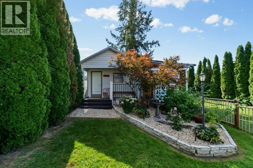 2860 15 Avenue NE, Salmon Arm