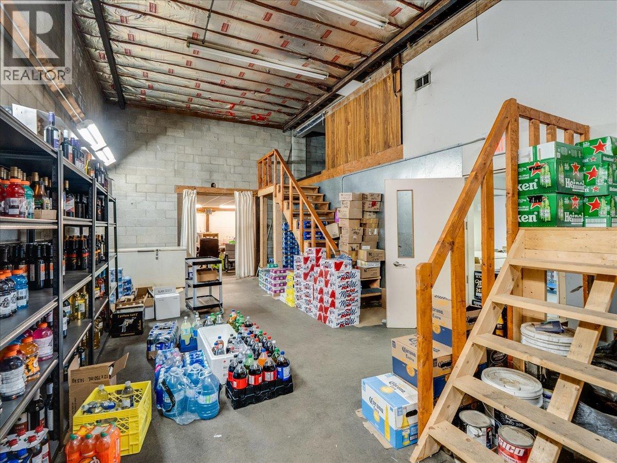  502 12th Avenue, Genelle