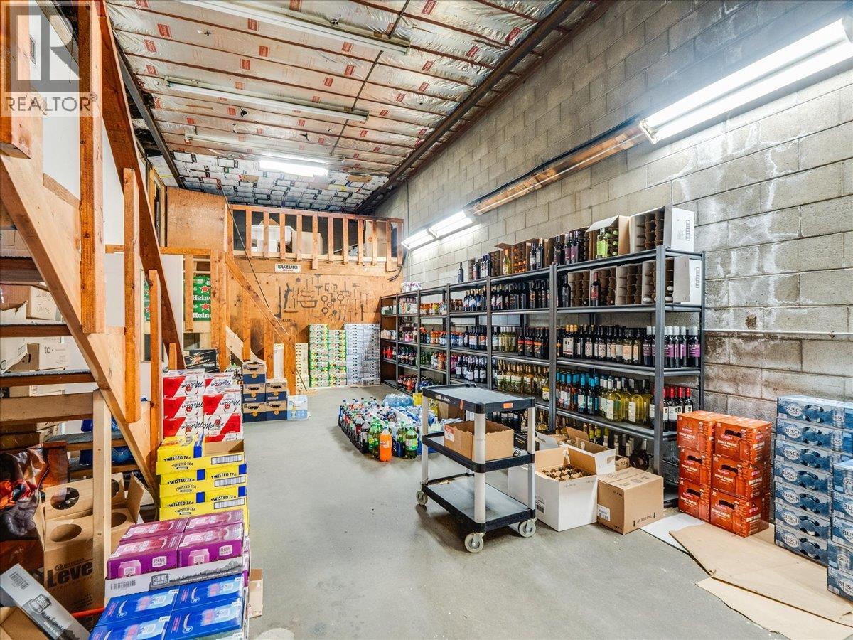  502 12th Avenue, Genelle