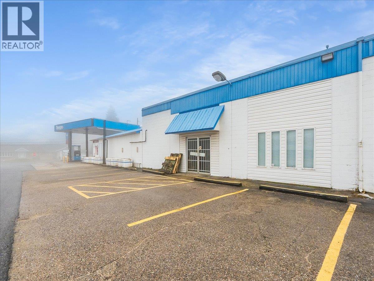  502 12th Avenue, Genelle