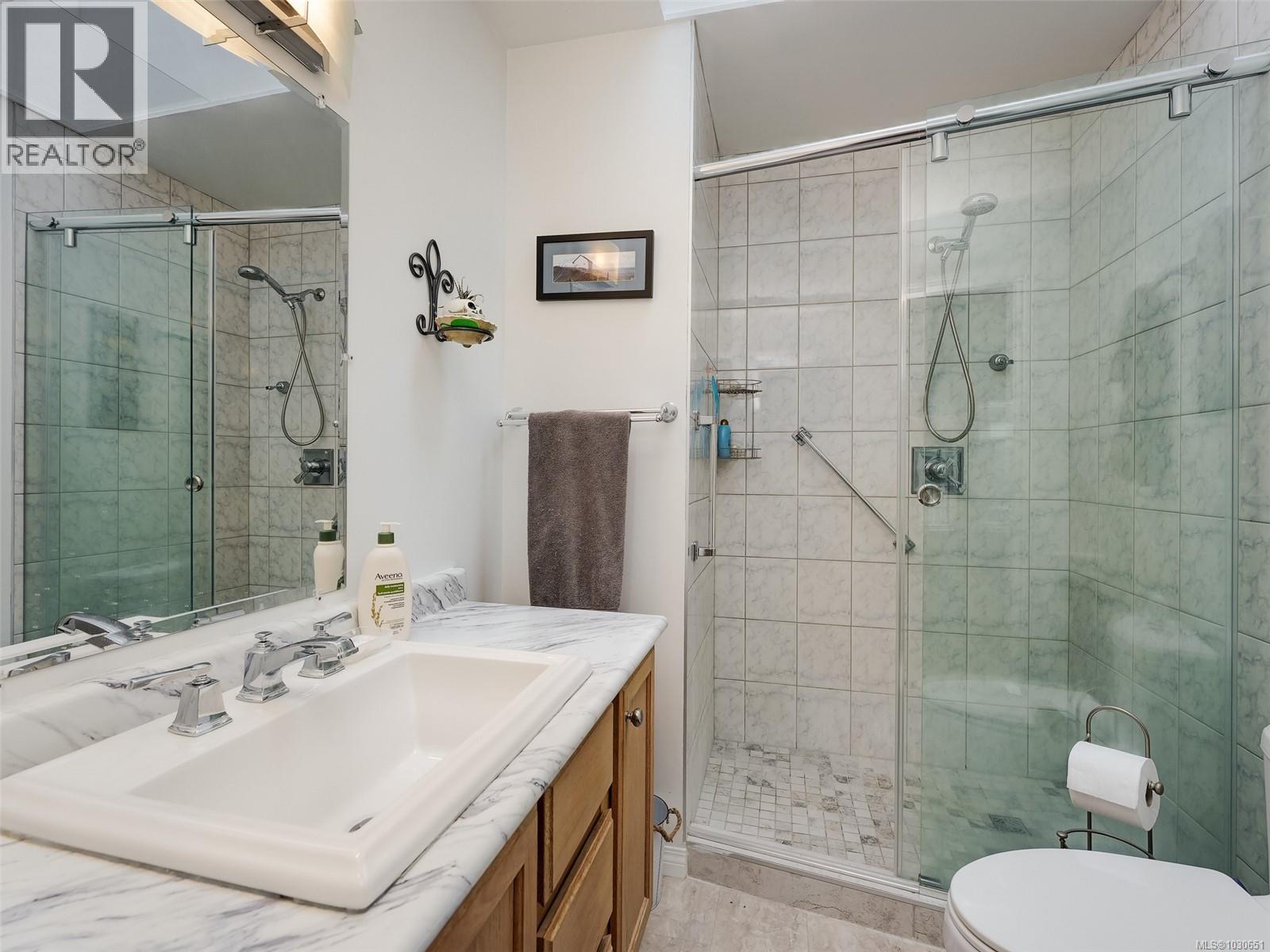 #31 901 KENTWOOD LANE - 8