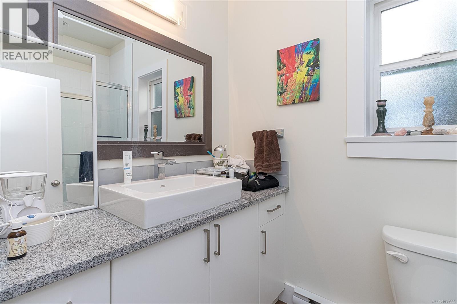 2328 OAKVILLE AVE - 13