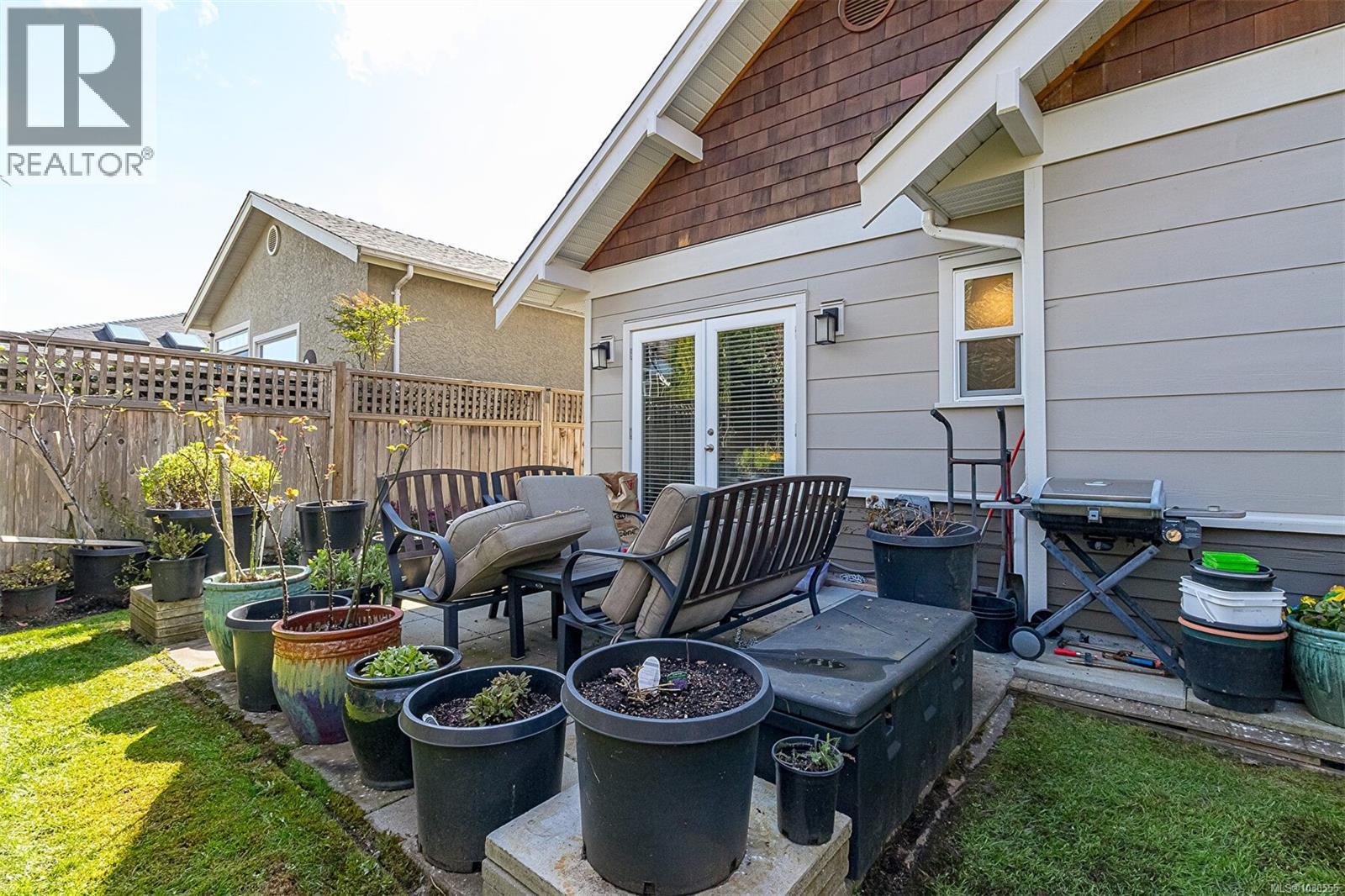 2328 OAKVILLE AVE - 16