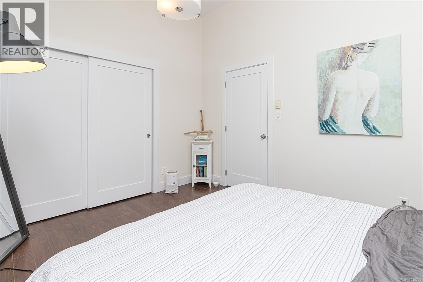 2328 OAKVILLE AVE - 28