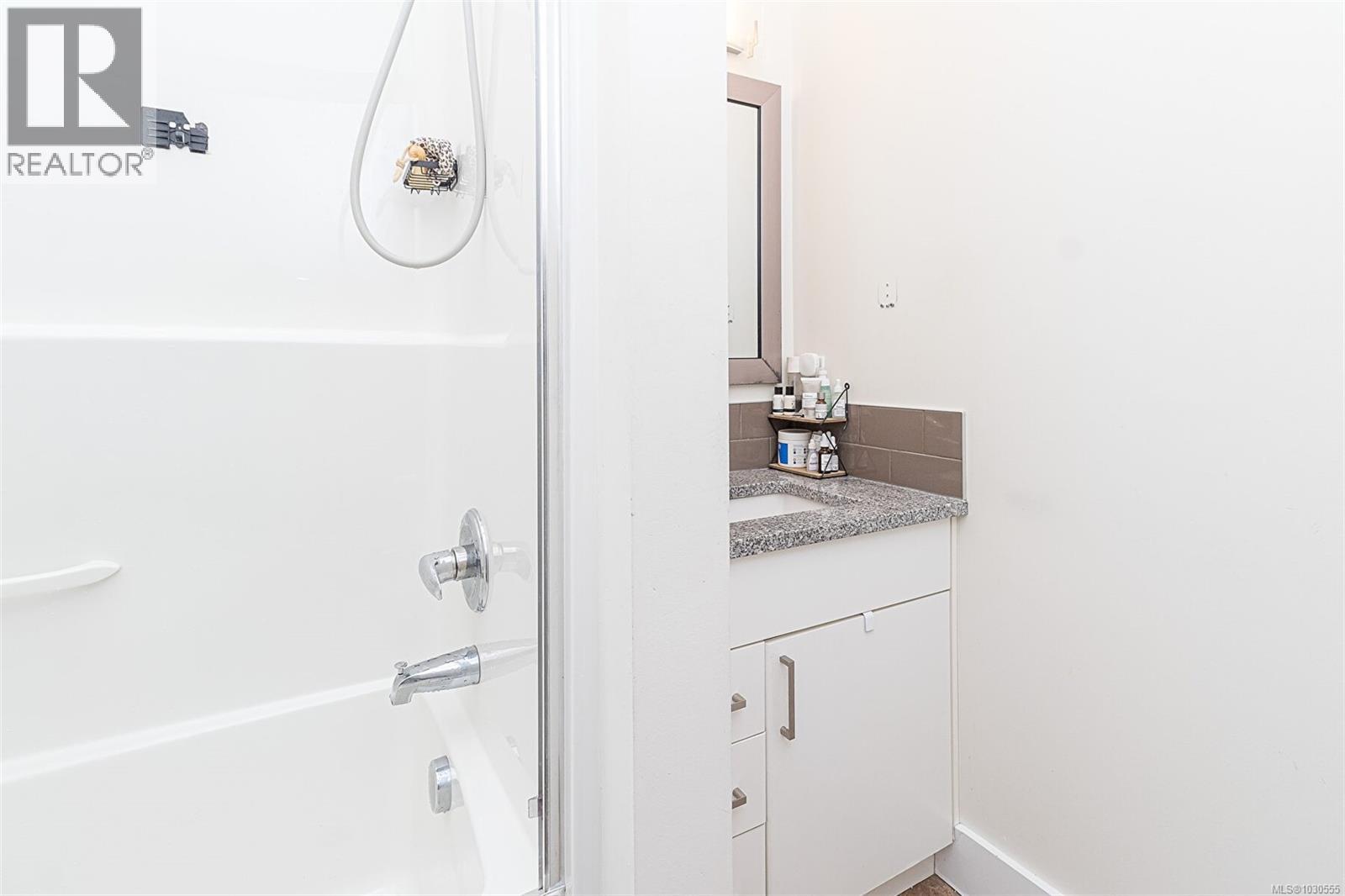 2328 OAKVILLE AVE - 29