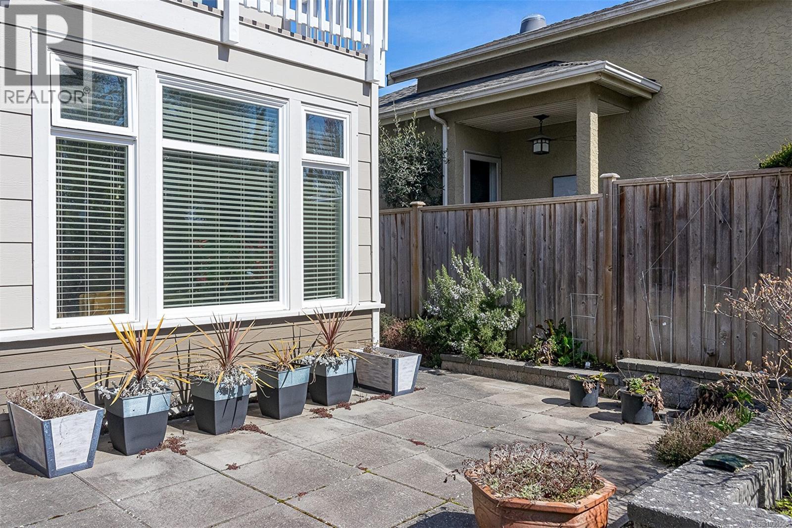 2328 OAKVILLE AVE - 33