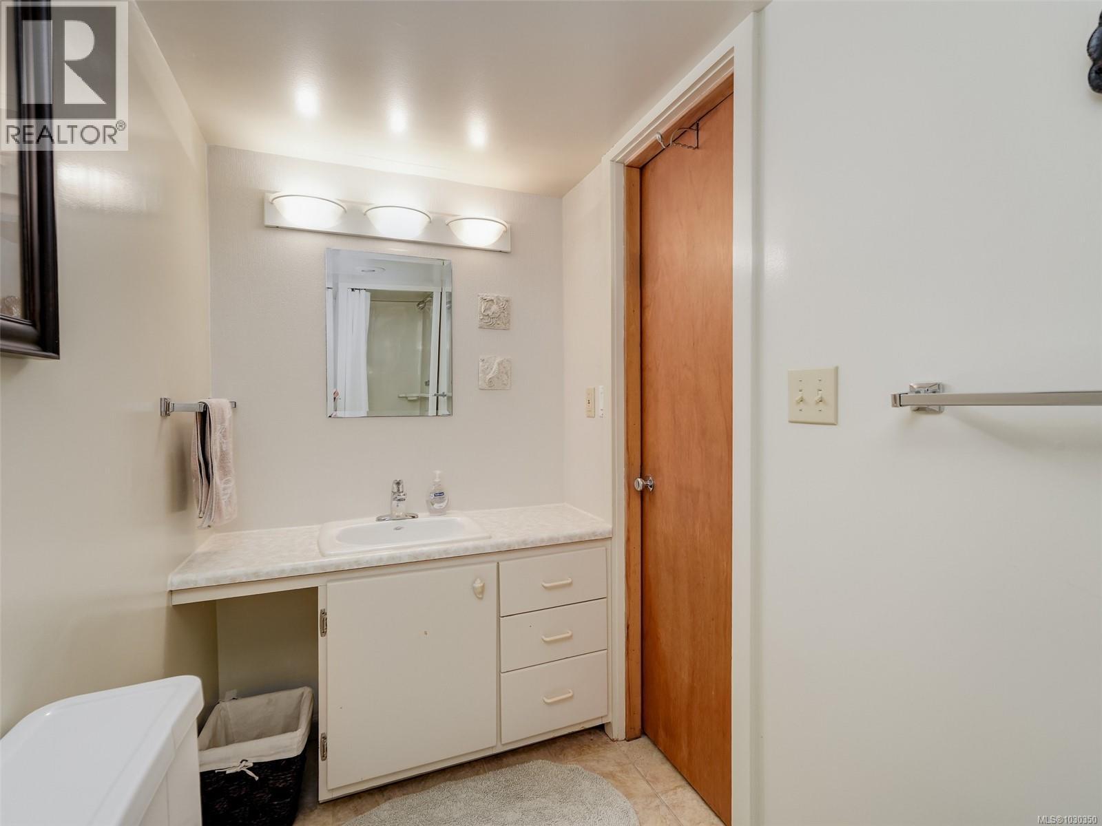 2991 EASTDOWNE RD - 14